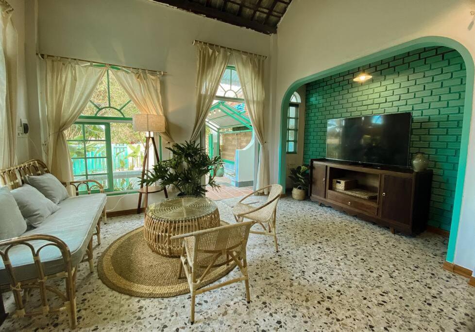 Hoi An Coastal Charm Villa - Jaccuzi Pool - Netflix Tan Thanh Exteriör bild